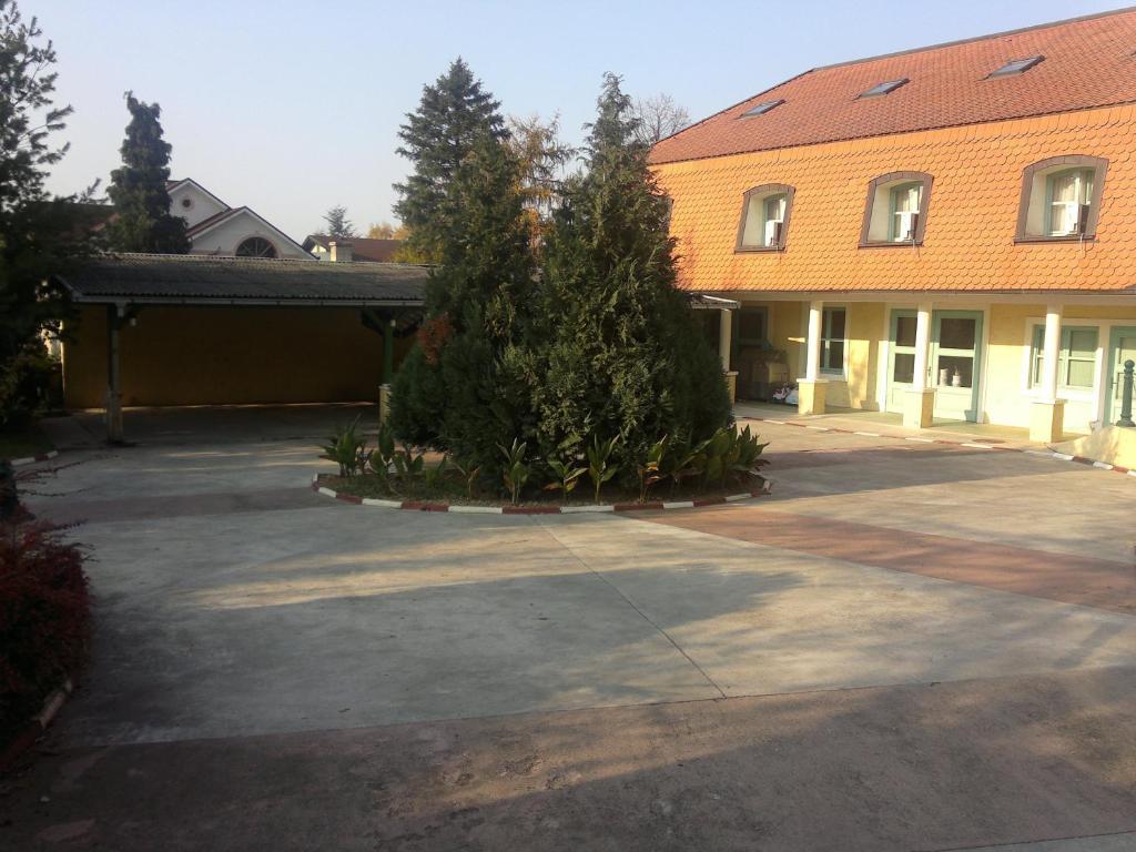 Guest Accommodation Kordun Novi Sad Buitenkant foto